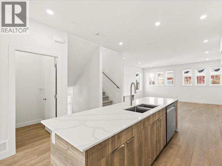 116-5300 Main Street, Kelowna, BC, V1W 0C1 - 12