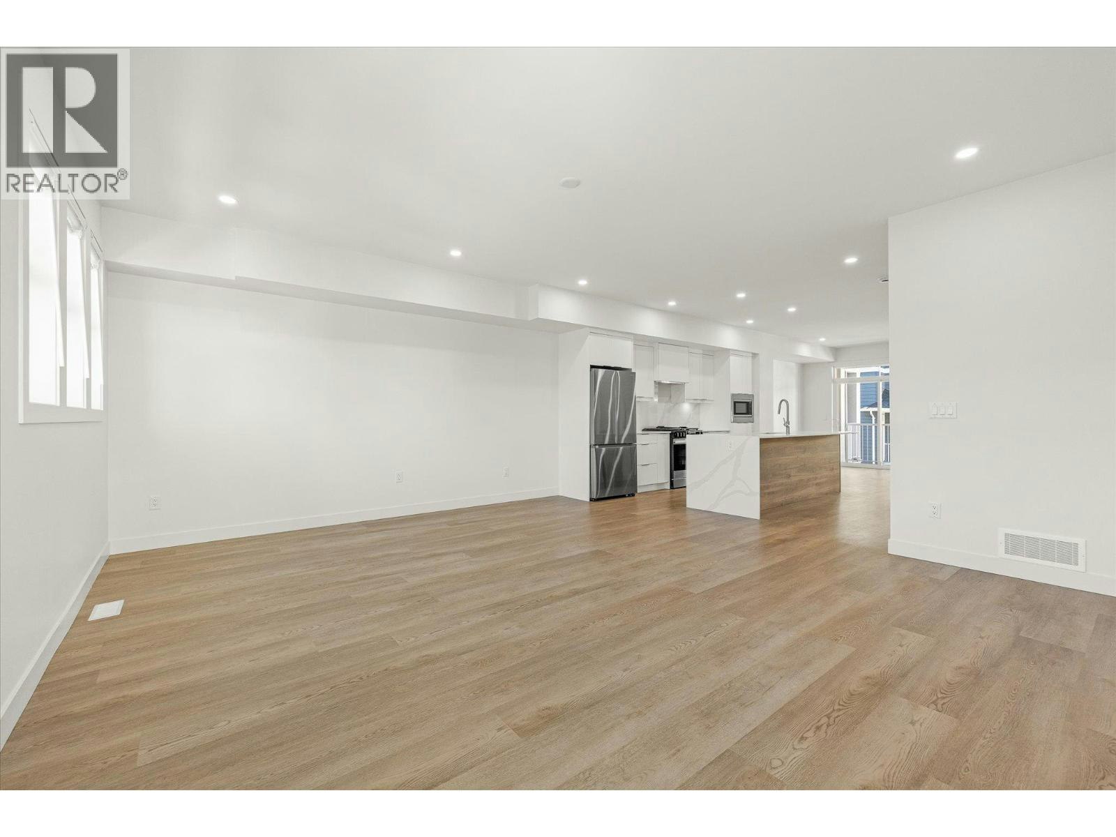 116-5300 Main Street, Kelowna, BC, V1W 0C1 - 17