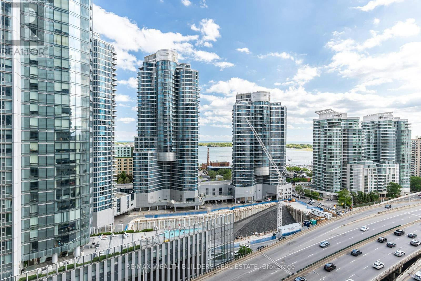 1403-12 York Street, Toronto, ON, M5J 0A9 - 8