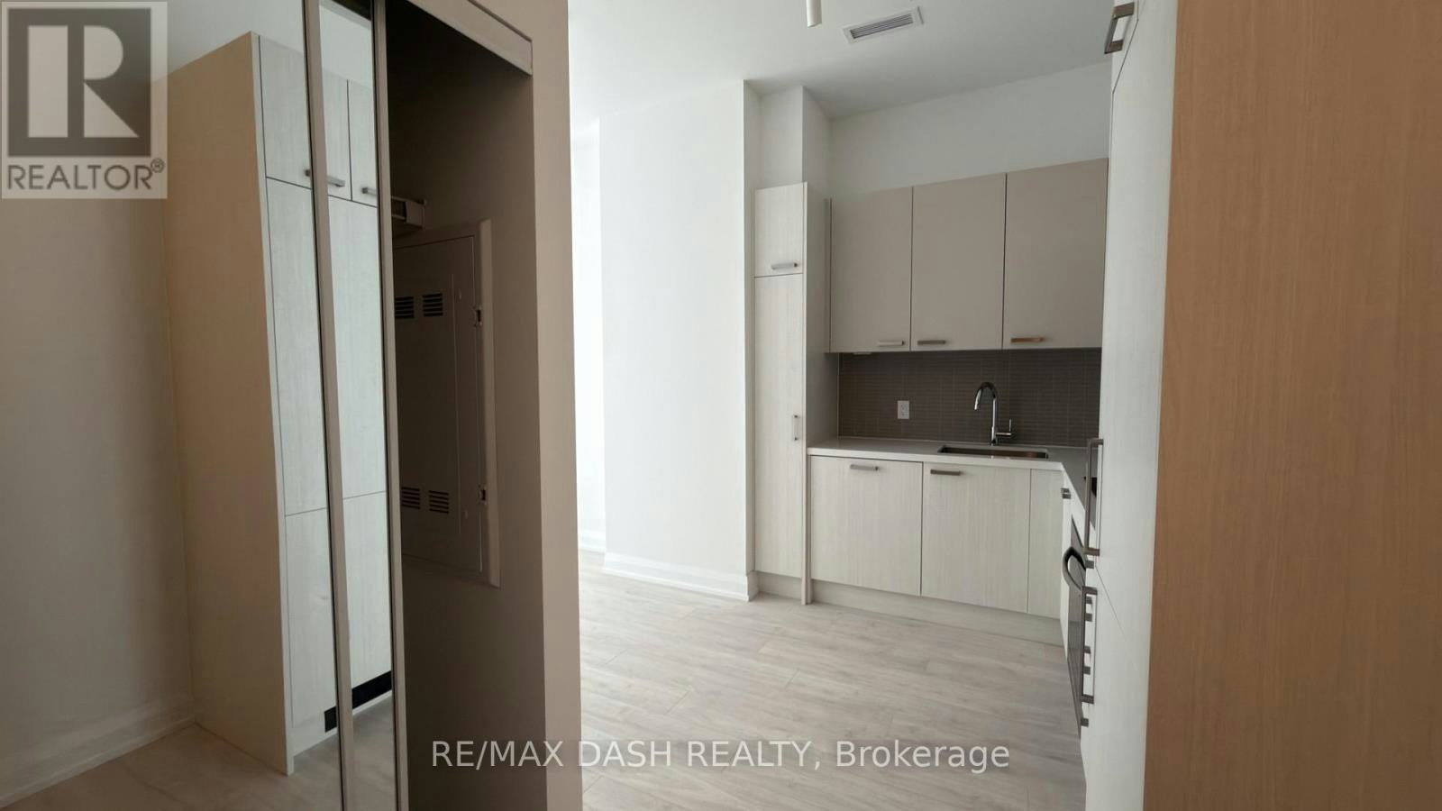 701-20 Soudan Avenue, Toronto, ON, M4S 0E2 - 10