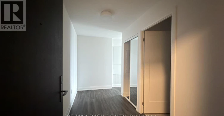 3806-20 Soudan Avenue, Toronto, ON, M4S 0E2 - 2