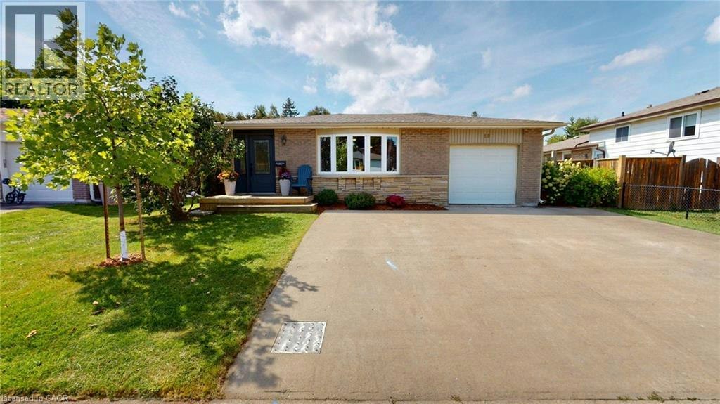 18 Larkspur Lane, Brant, ON, N3L 3P1
