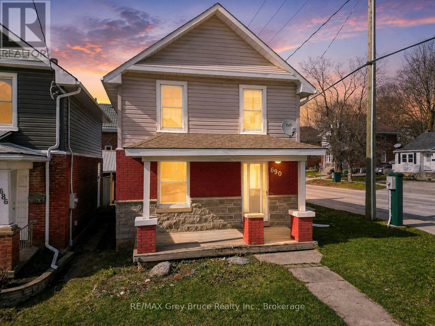 690 8th Street E, Owen Sound, ON, N4K 1L8