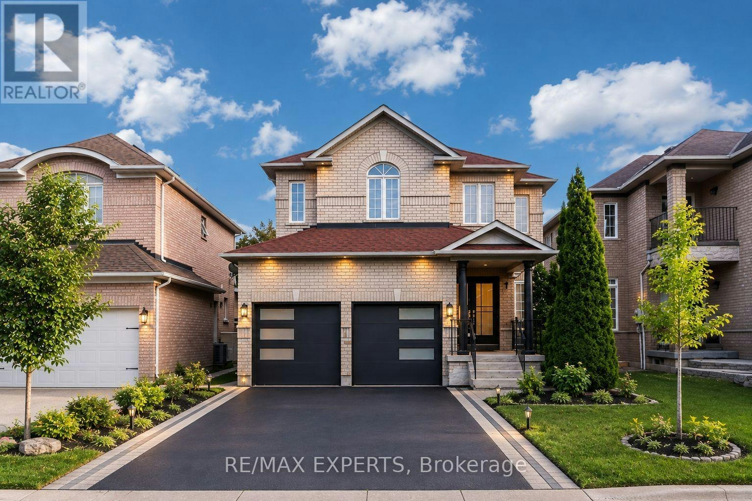 45 Naughton Drive, Richmond Hill, ON, L4C 0R2