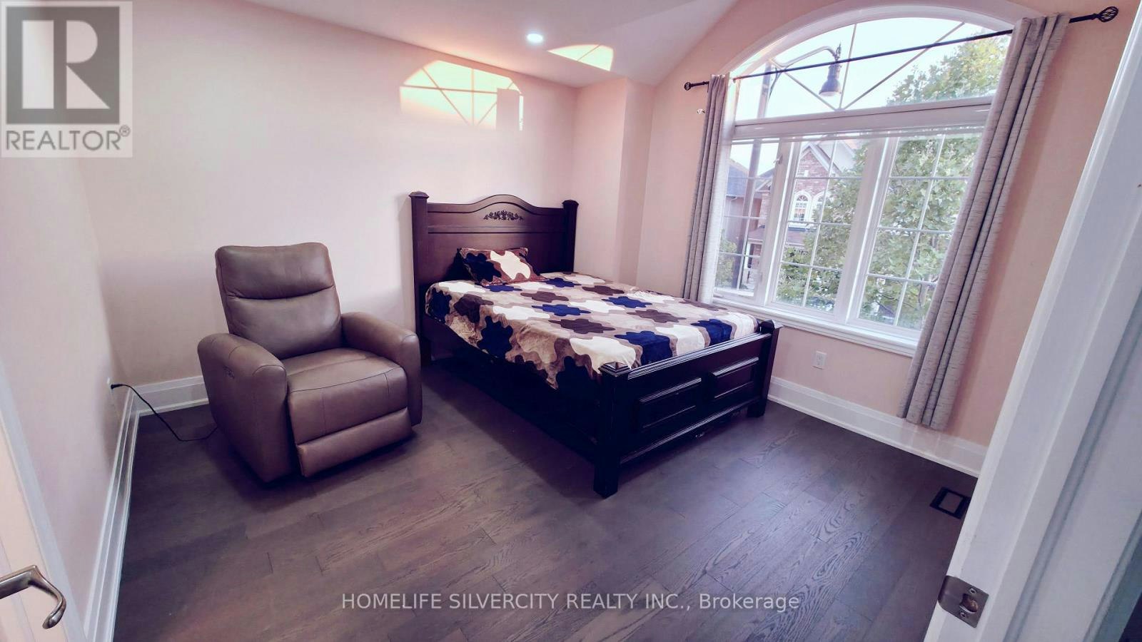 5 Magical Road, Brampton, ON, L7A 4R1 - 11