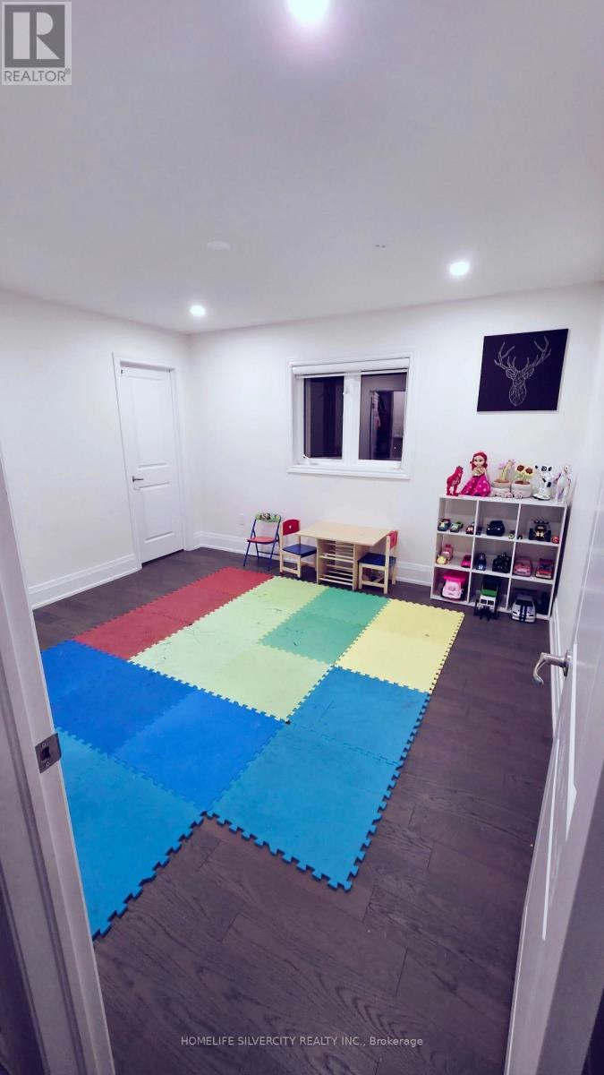 5 Magical Road, Brampton, ON, L7A 4R1 - 16