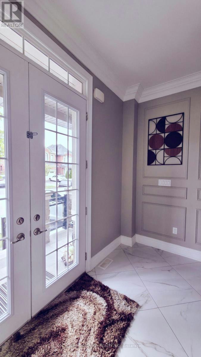 5 Magical Road, Brampton, ON, L7A 4R1 - 3