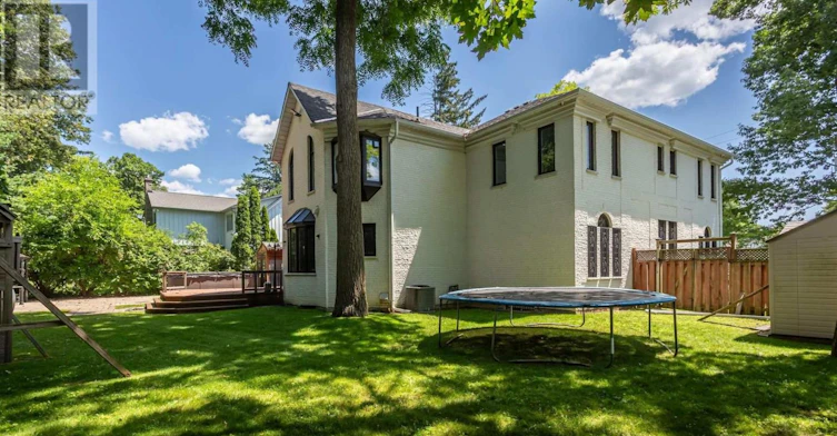 1755 Birchwood Drive, Mississauga, ON, L5J 1T7 - 4