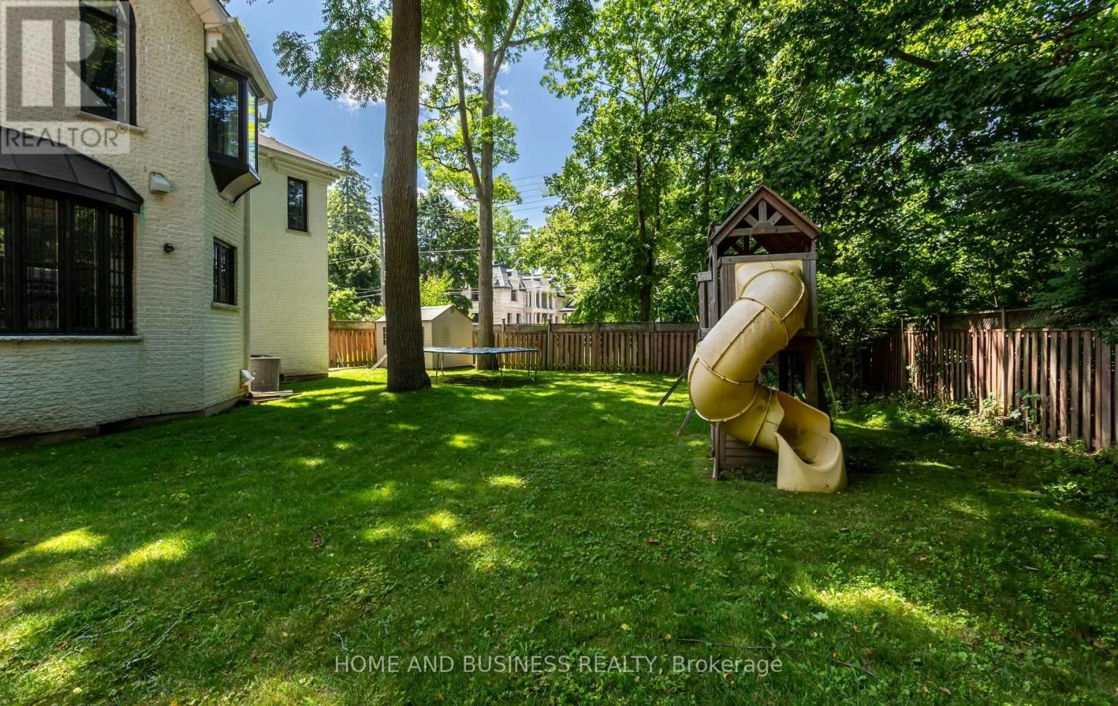 1755 Birchwood Drive, Mississauga, ON, L5J 1T7 - 7