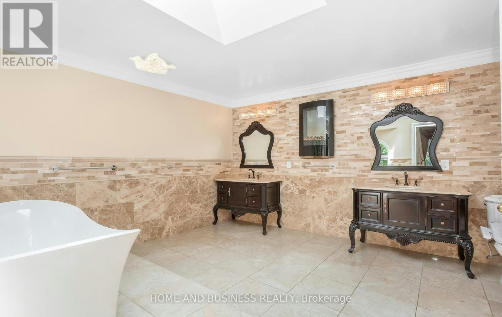 1755 Birchwood Drive, Mississauga, ON, L5J 1T7 - 32