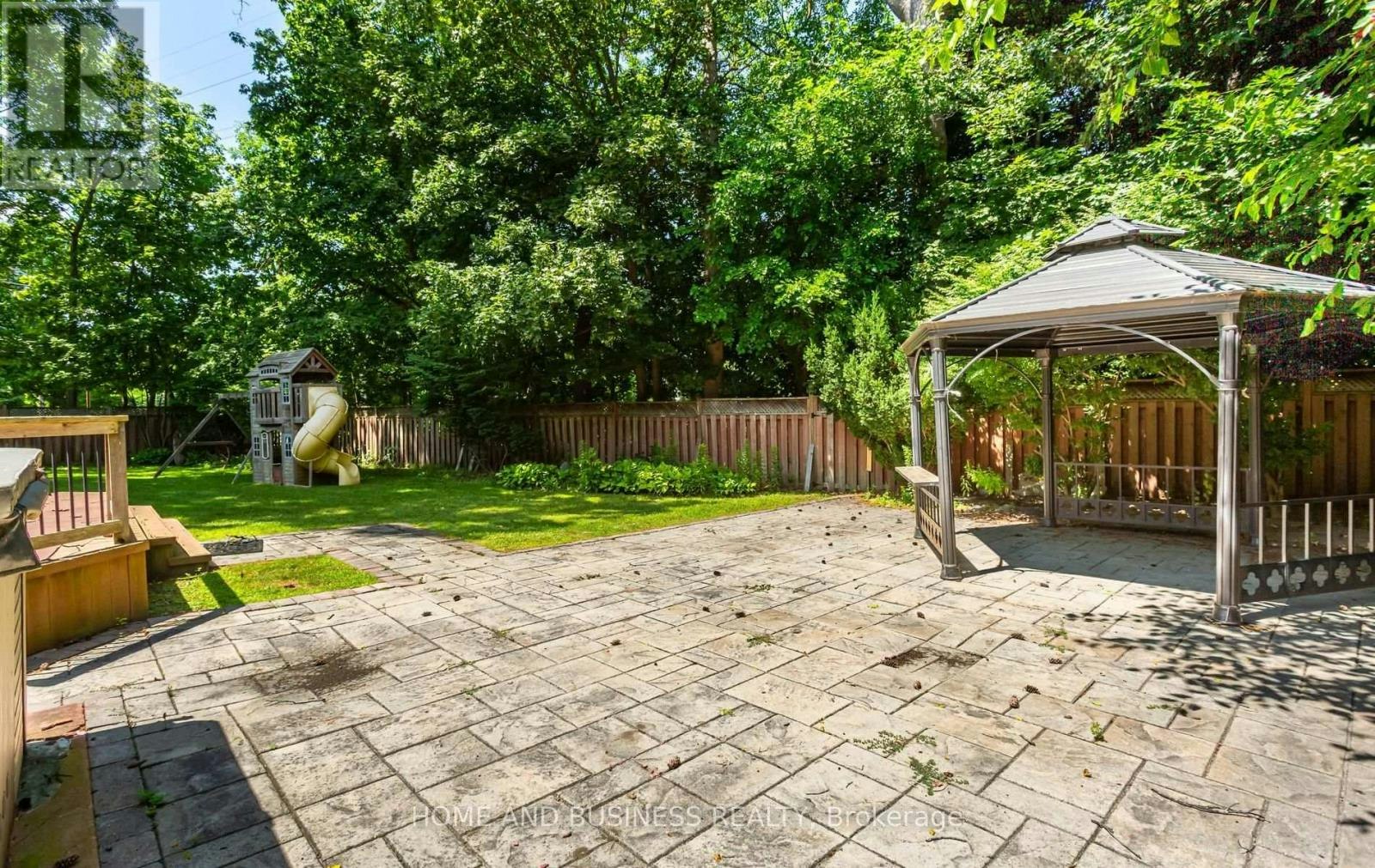 1755 Birchwood Drive, Mississauga, ON, L5J 1T7 - 8