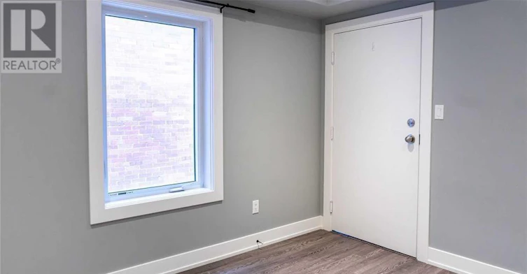 UPPER-2 Hyde Avenue, Toronto, ON, M6M 1J3 - 7