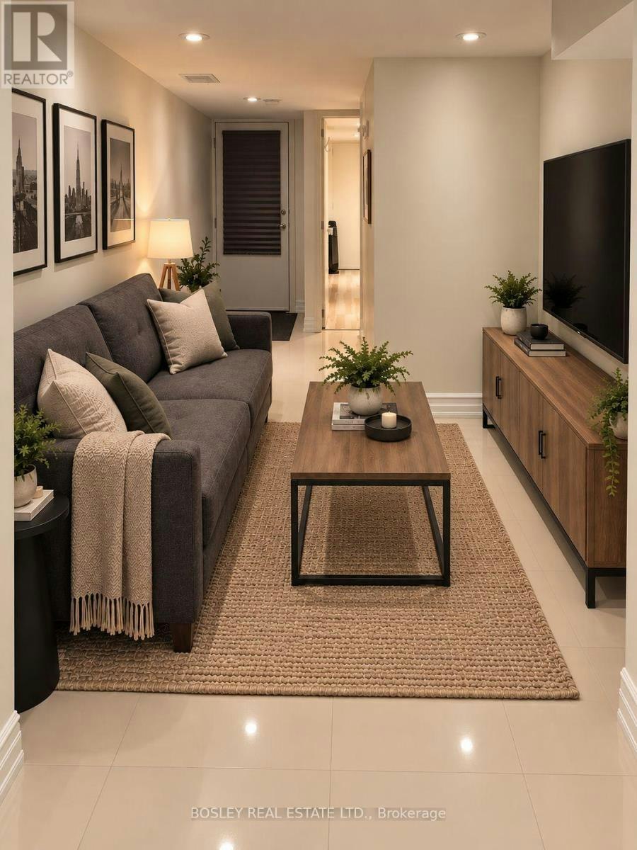 LOWER-257 Franklin Avenue, Toronto, ON, M6P 3Z4 - 2