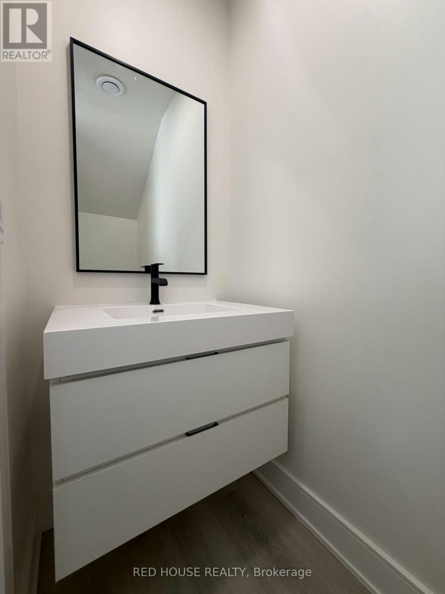 234 Ellis Avenue, St. Catharines, ON, L2P 0H2 - 8