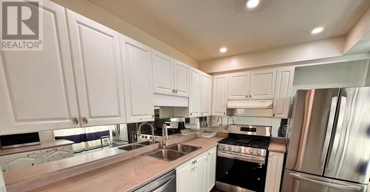1 Golden Terrace Court, Kitchener, ON, N2N 3L2 - 6