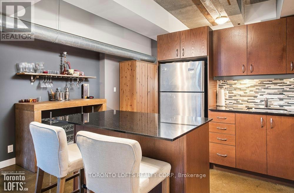 L04-201 Carlaw Avenue, Toronto, ON, M4M 2S3 - 9