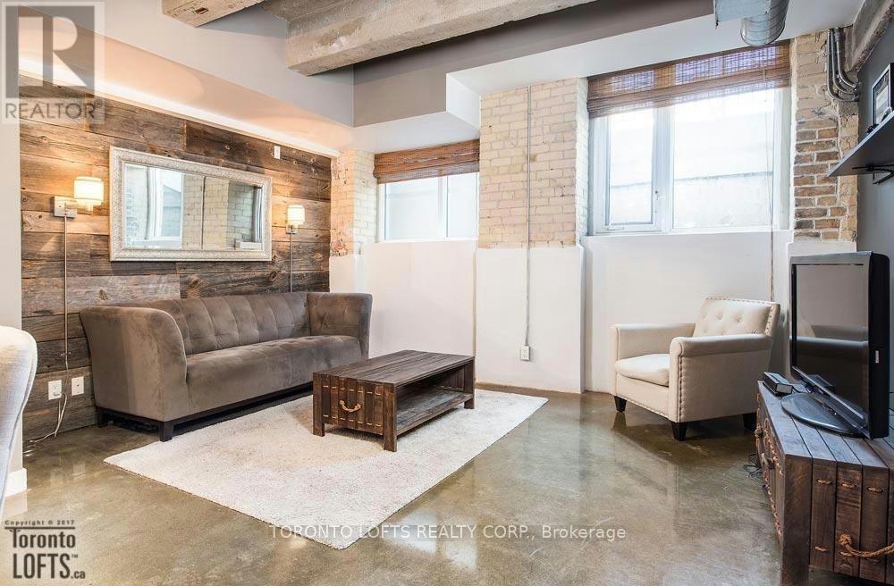 L04-201 Carlaw Avenue, Toronto, ON, M4M 2S3 - 2
