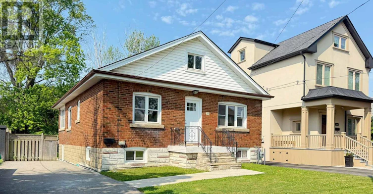 1016 Haig Boulevard, Mississauga, ON, L5E 2M5 - 2