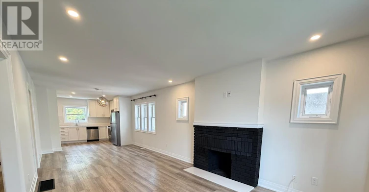 1016 Haig Boulevard, Mississauga, ON, L5E 2M5 - 4