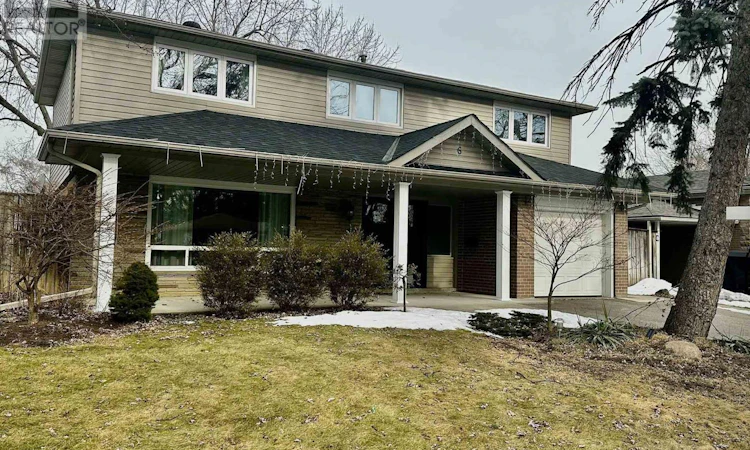 6 Norval Crescent
