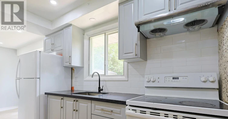 UPPER-268 Burlington Crescent, London, ON, N5Z 3G5 - 6