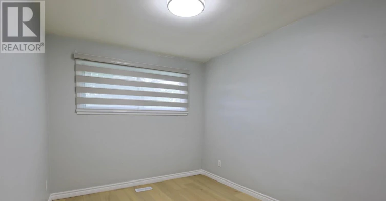 UPPER-268 Burlington Crescent, London, ON, N5Z 3G5 - 13