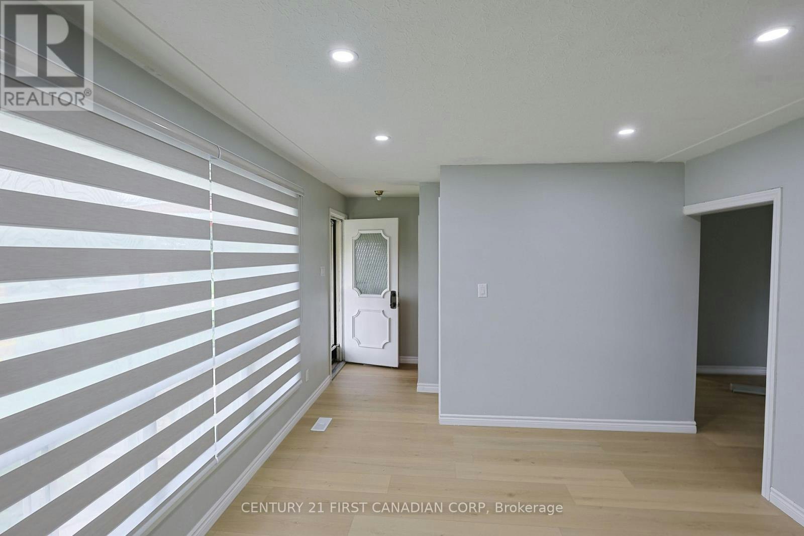 UPPER-268 Burlington Crescent, London, ON, N5Z 3G5 - 5