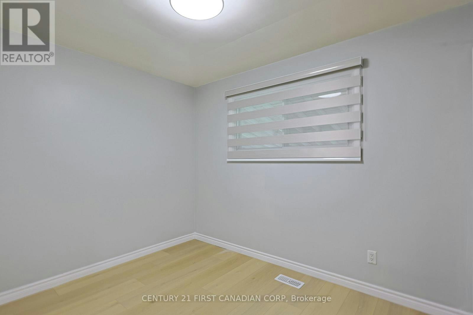 UPPER-268 Burlington Crescent, London, ON, N5Z 3G5 - 14
