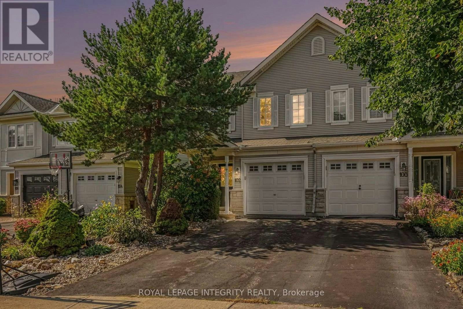 102 Hawktree Ridge, Ottawa, ON, K2J 5N3
