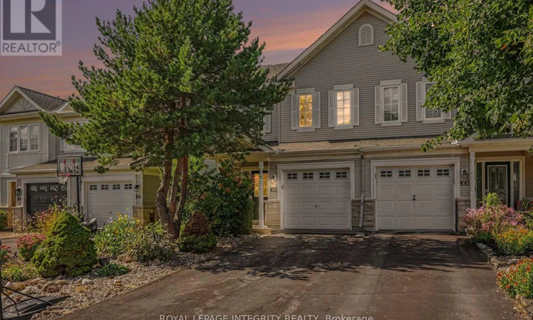 102 Hawktree Ridge