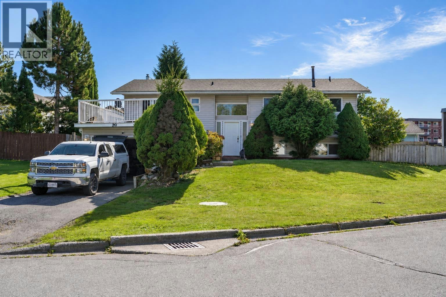 39 Banyay Street, Kitimat, BC, V8C 2P5