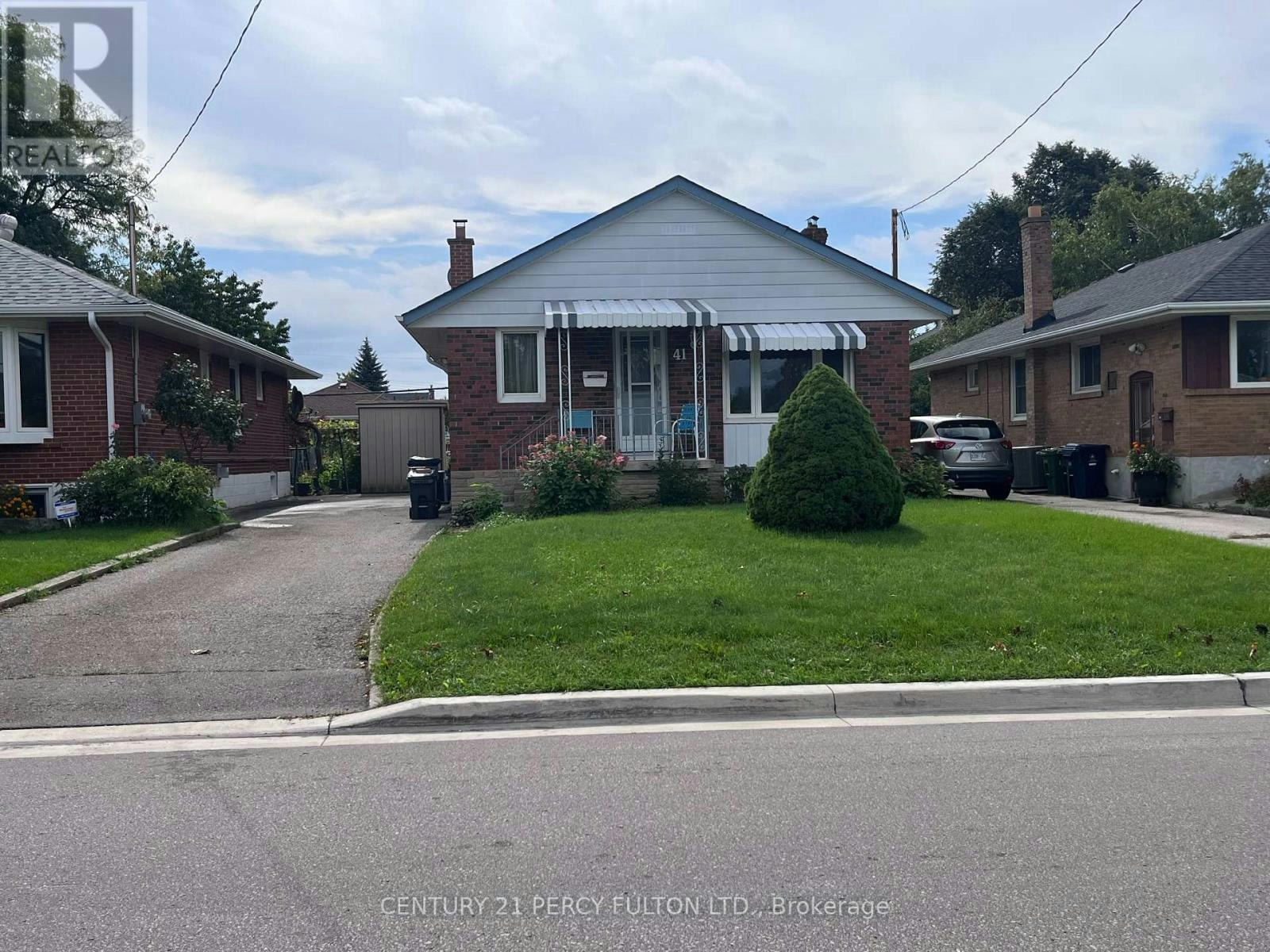 MAIN-41 Pachino Boulevard, Toronto, ON, M1R 4J6