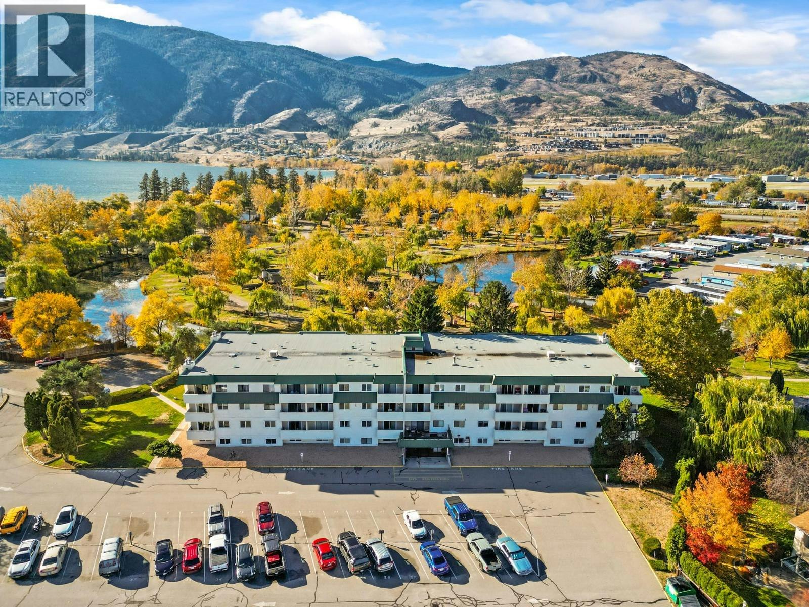 408-150 Skaha Place, Penticton, BC, V2A 7K1