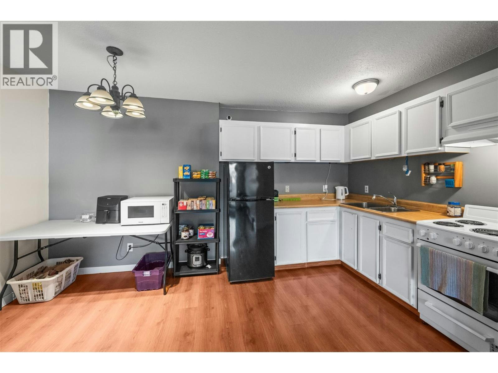 408-150 Skaha Place - 3