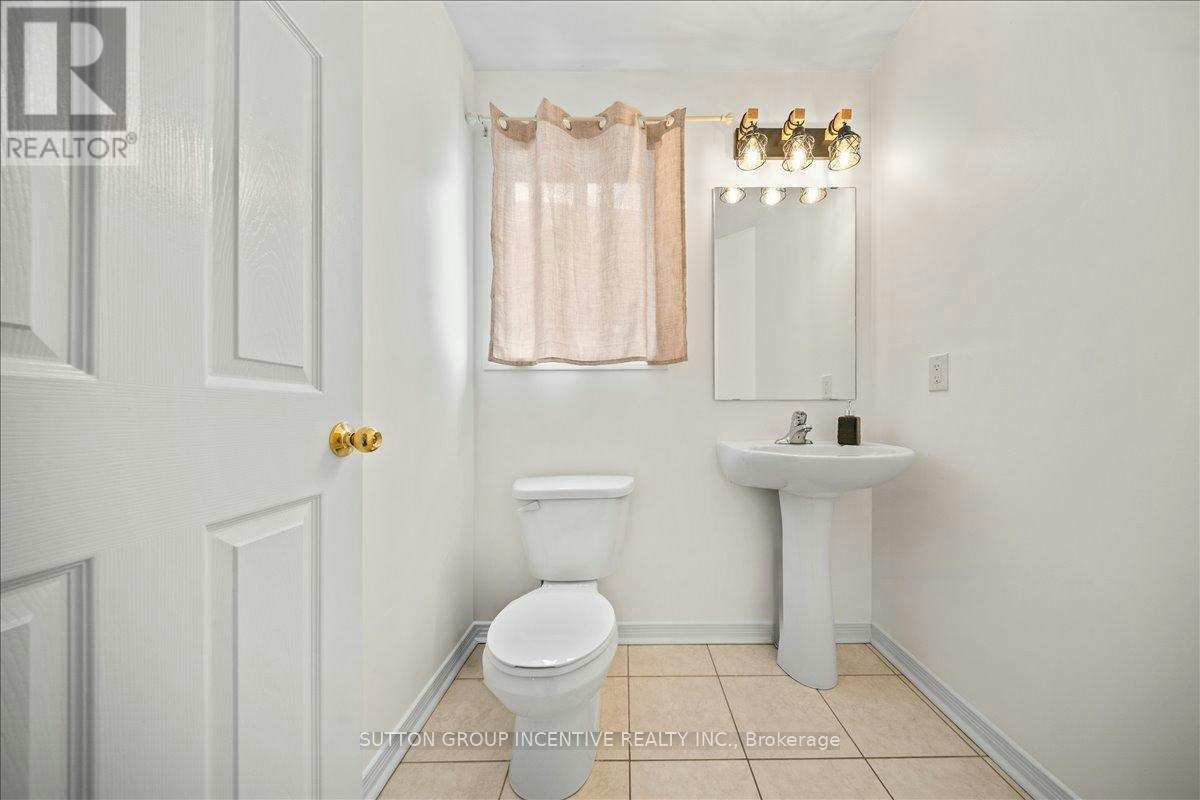 1200 Mary Lou Street, Innisfil, ON, L9S 0C1 - 5