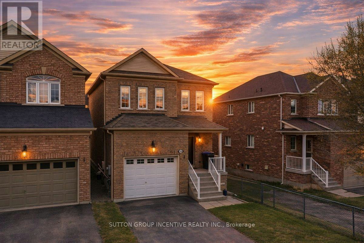 1200 Mary Lou Street, Innisfil, ON, L9S 0C1 - 2