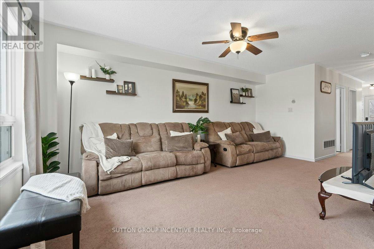 1200 Mary Lou Street, Innisfil, ON, L9S 0C1 - 16