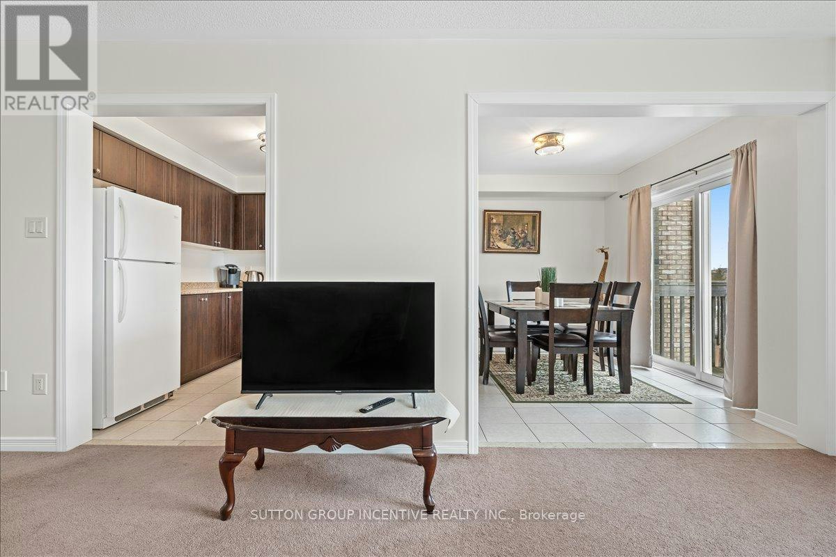 1200 Mary Lou Street, Innisfil, ON, L9S 0C1 - 13
