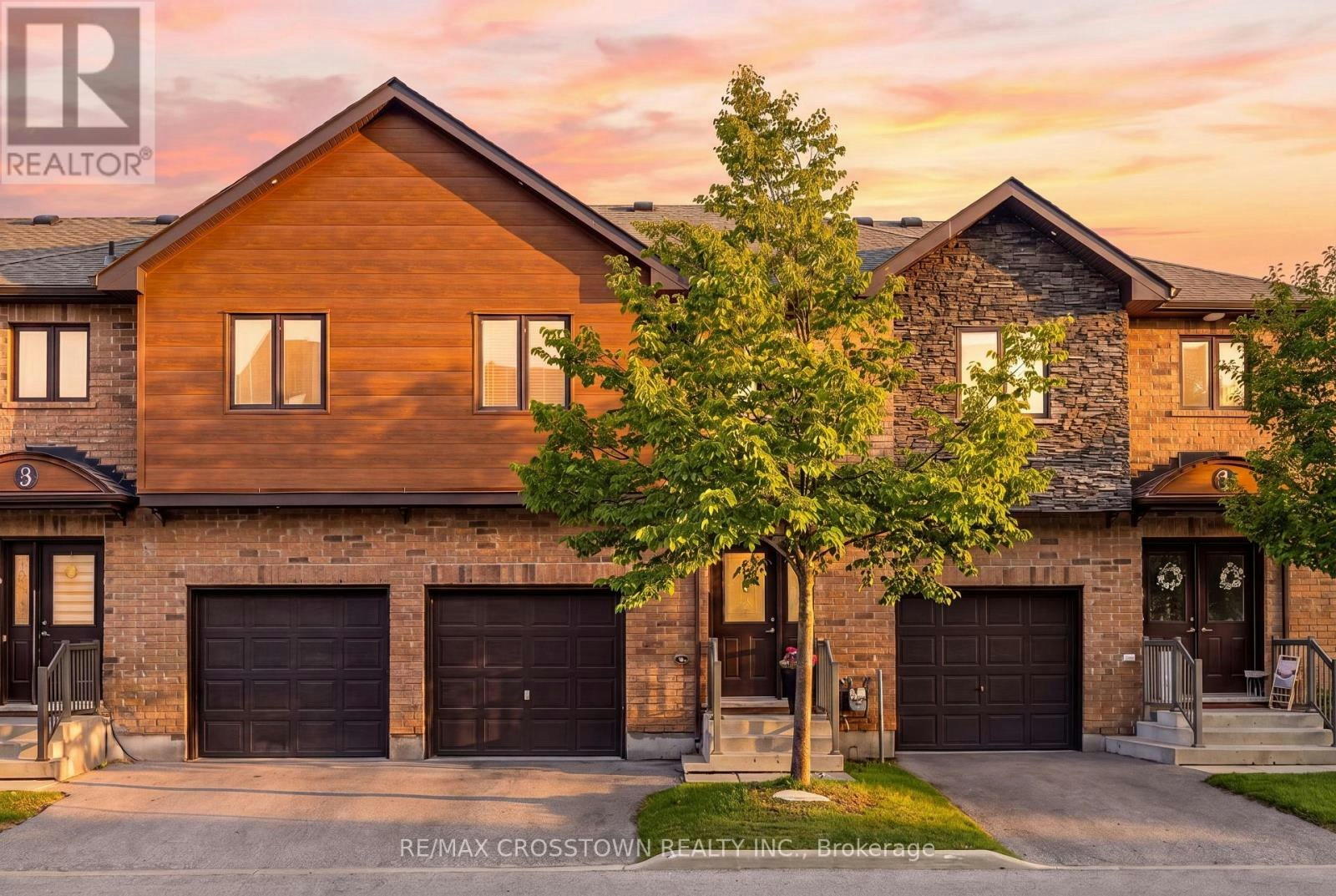 2-43 Madelaine Drive, Barrie, ON, L9J 0G8