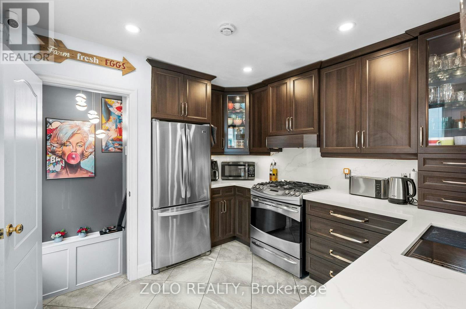 442 Queen Mary Drive, Oakville, ON, L6K 3M1 - 11