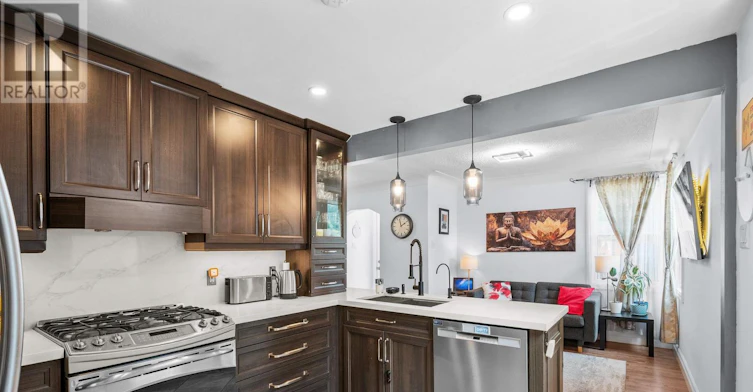 442 Queen Mary Drive, Oakville, ON, L6K 3M1 - 12