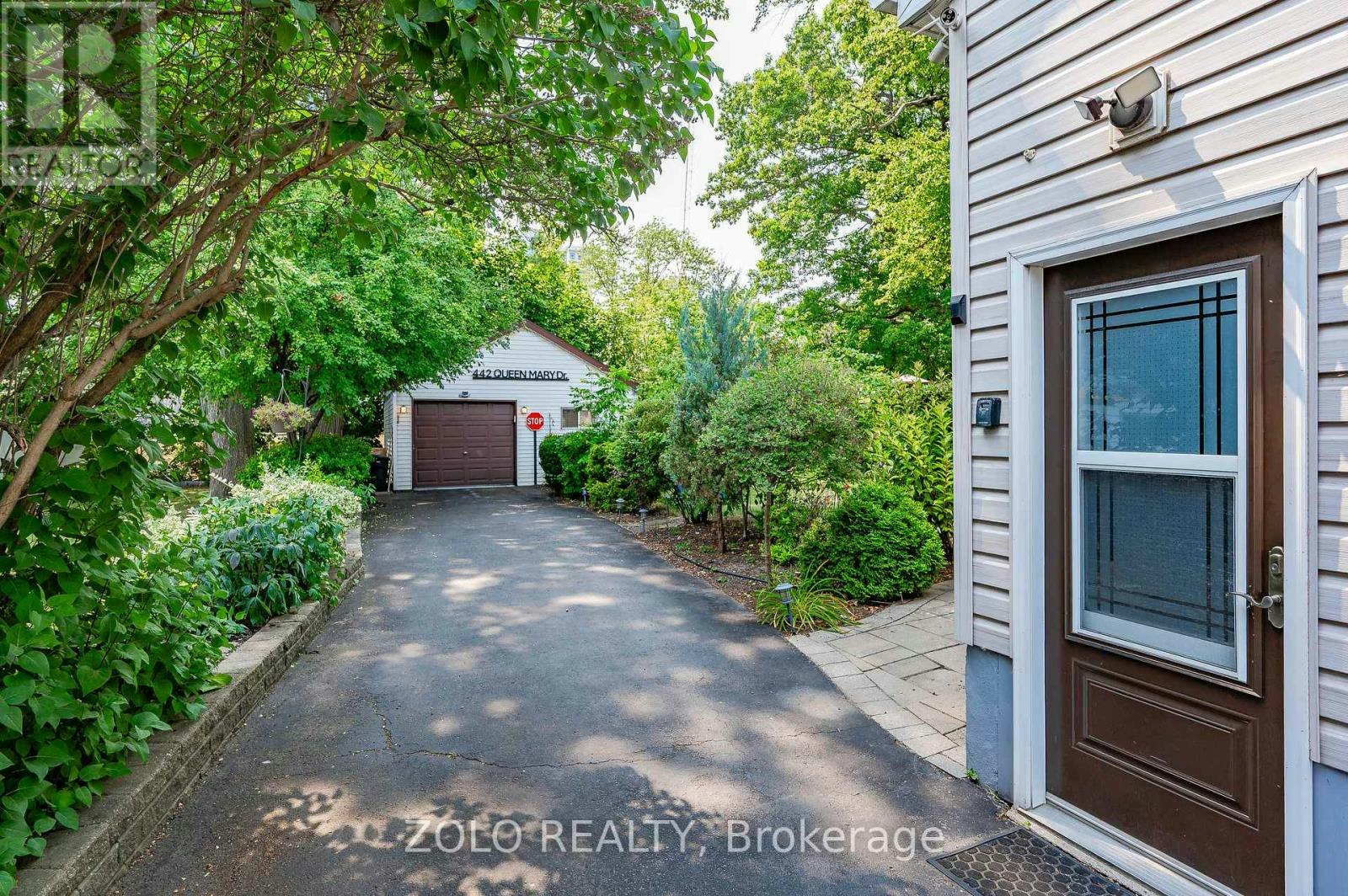 442 Queen Mary Drive, Oakville, ON, L6K 3M1 - 35