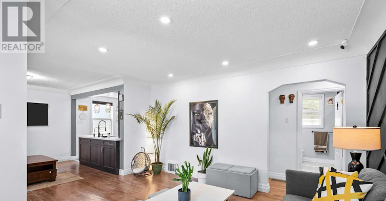 442 Queen Mary Drive, Oakville, ON, L6K 3M1 - 6