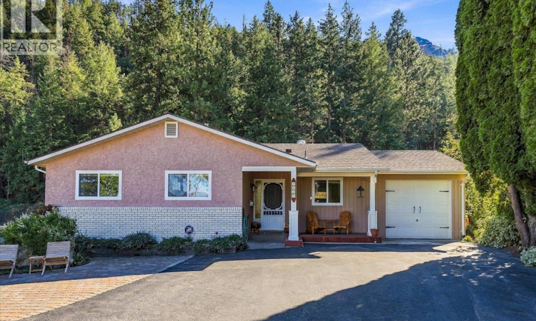 2684 Alhambra Drive