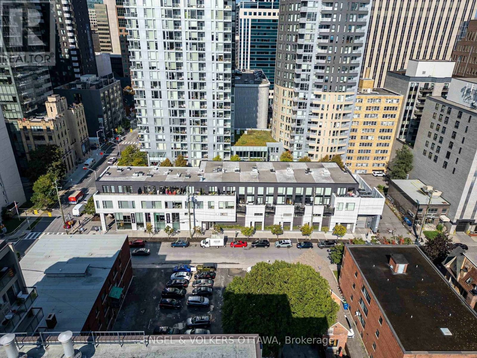 202-197 Lisgar Street, Ottawa, ON, K2P 0C3