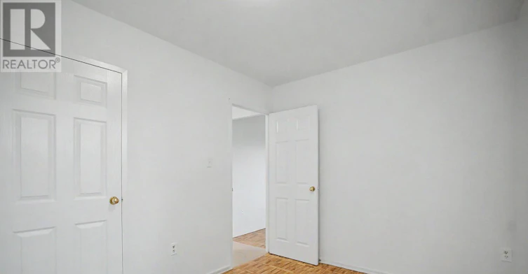 425-888 Glen Street, Oshawa, ON, L1J 5Z4 - 26