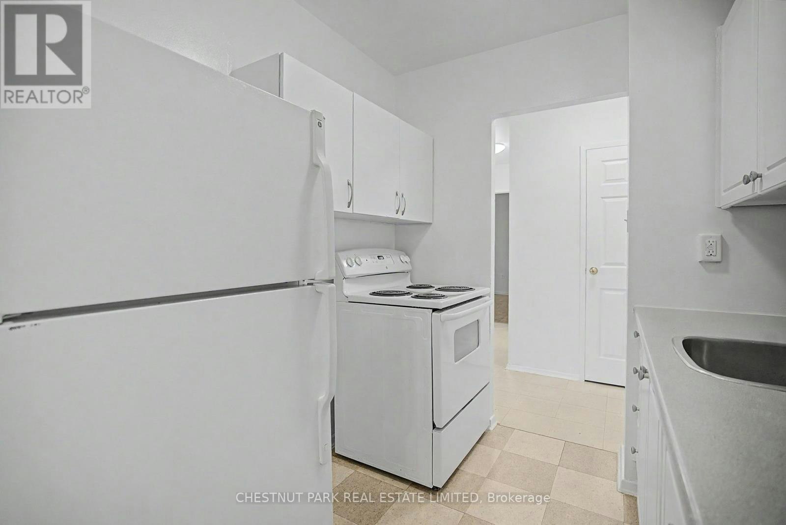 425-888 Glen Street, Oshawa, ON, L1J 5Z4 - 11