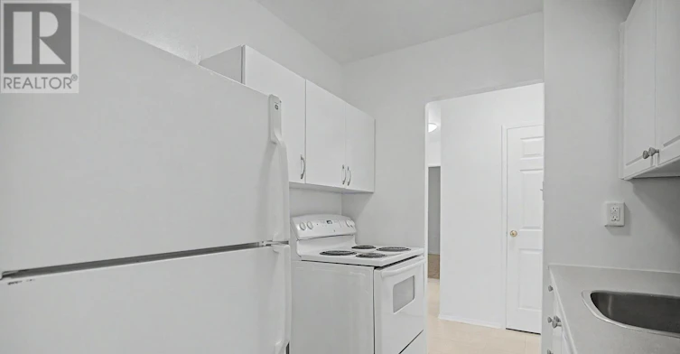 425-888 Glen Street, Oshawa, ON, L1J 5Z4 - 11