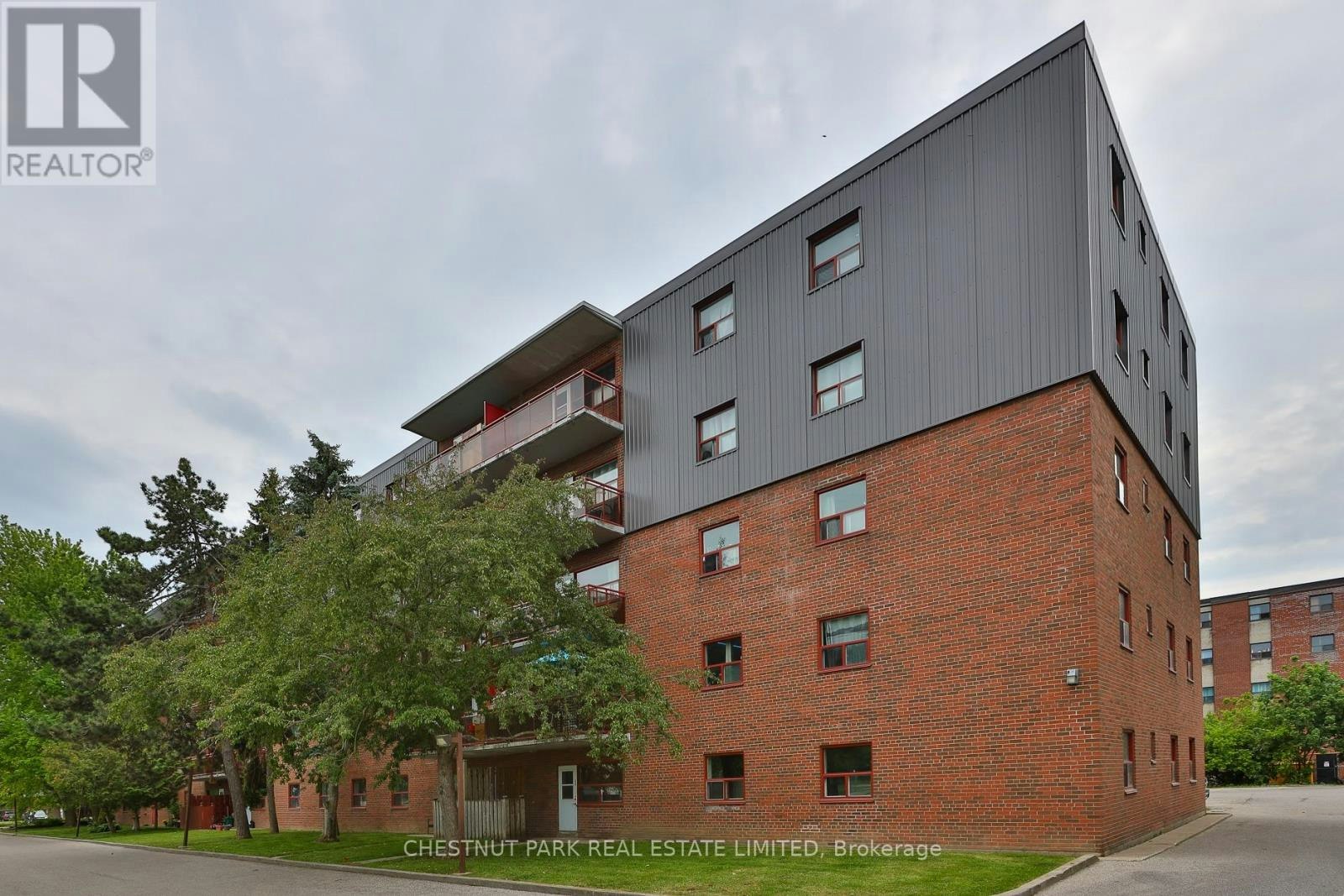 425-888 Glen Street, Oshawa, ON, L1J 5Z4 - 49