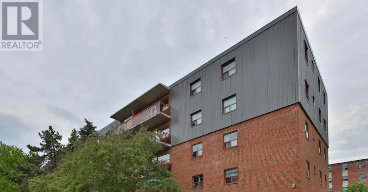 425-888 Glen Street, Oshawa, ON, L1J 5Z4 - 49
